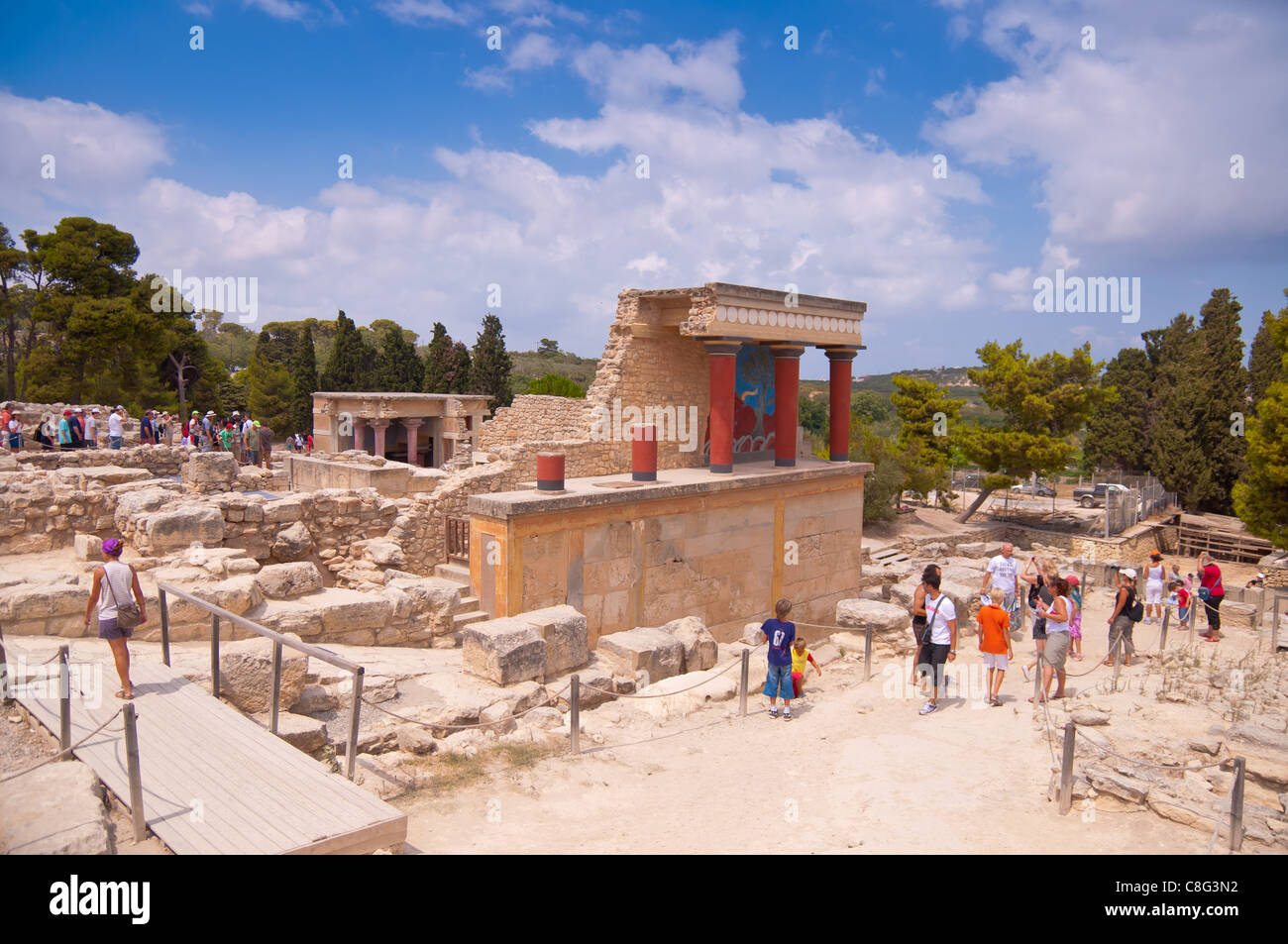 Touristen im Palast von Knossos Stockfoto