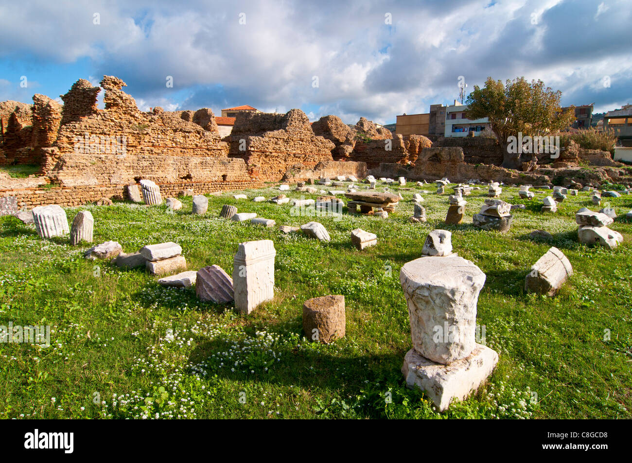 Alten ruiniert Säulen im Hamam Seghir, Cherchell, Algerien, Nordafrika Stockfoto