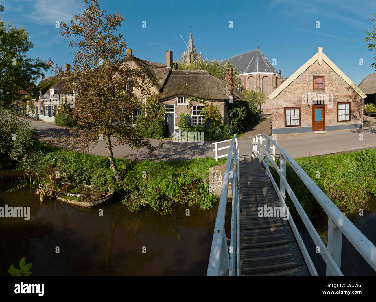 Niederlande, Europa, Holland, Noordeloos, Ansicht, Dorf, Stadt, Wasser, Sommer, Steg, Stockfoto