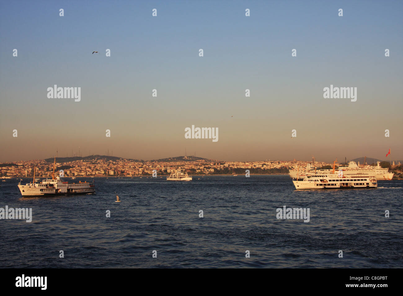 Istanbul, Türkei, Bosporus, Boote, Wasser, Asien, Reisen, Tourismus Stockfoto