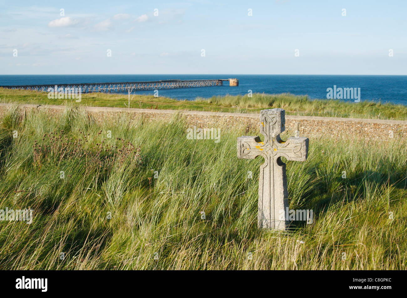 Keltisches Kreuz in Spion Kop Friedhof auf der Landzunge in Hartlepool an der nordöstlichen Küste von England, Vereinigtes Königreich Stockfoto