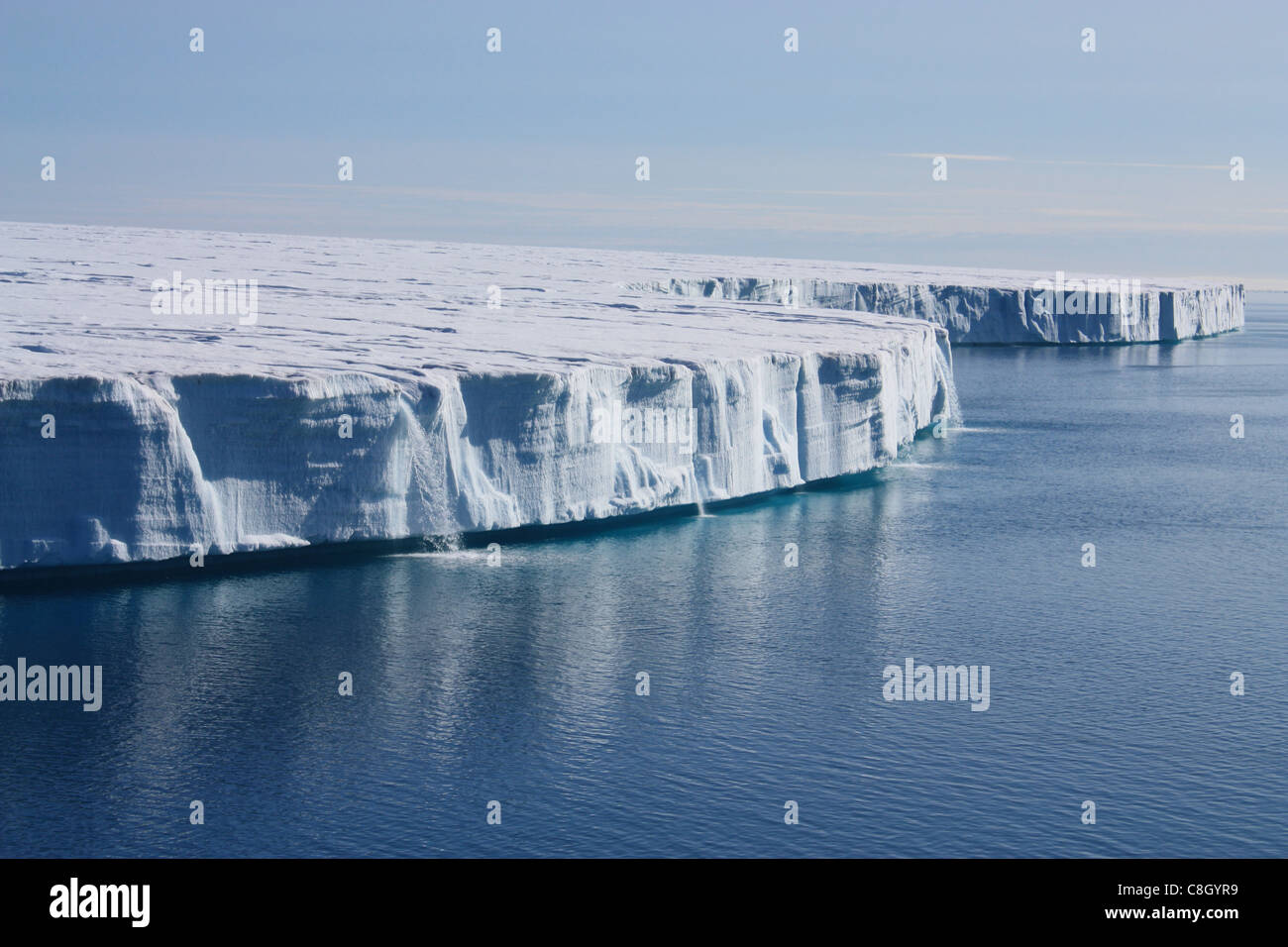 Svalbard, Spitzbergen, Arktis, Norwegen, Europa, Polarregion, Eis, Natur, Landschaft, Insel, Insel, Archipel, Gletscher Rand, ed Stockfoto