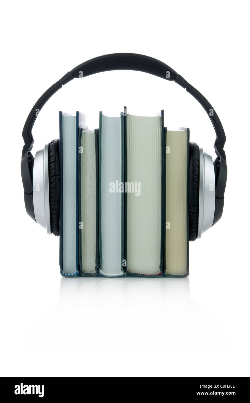 Hörbücher-Konzept isoliert auf weiss Stockfoto