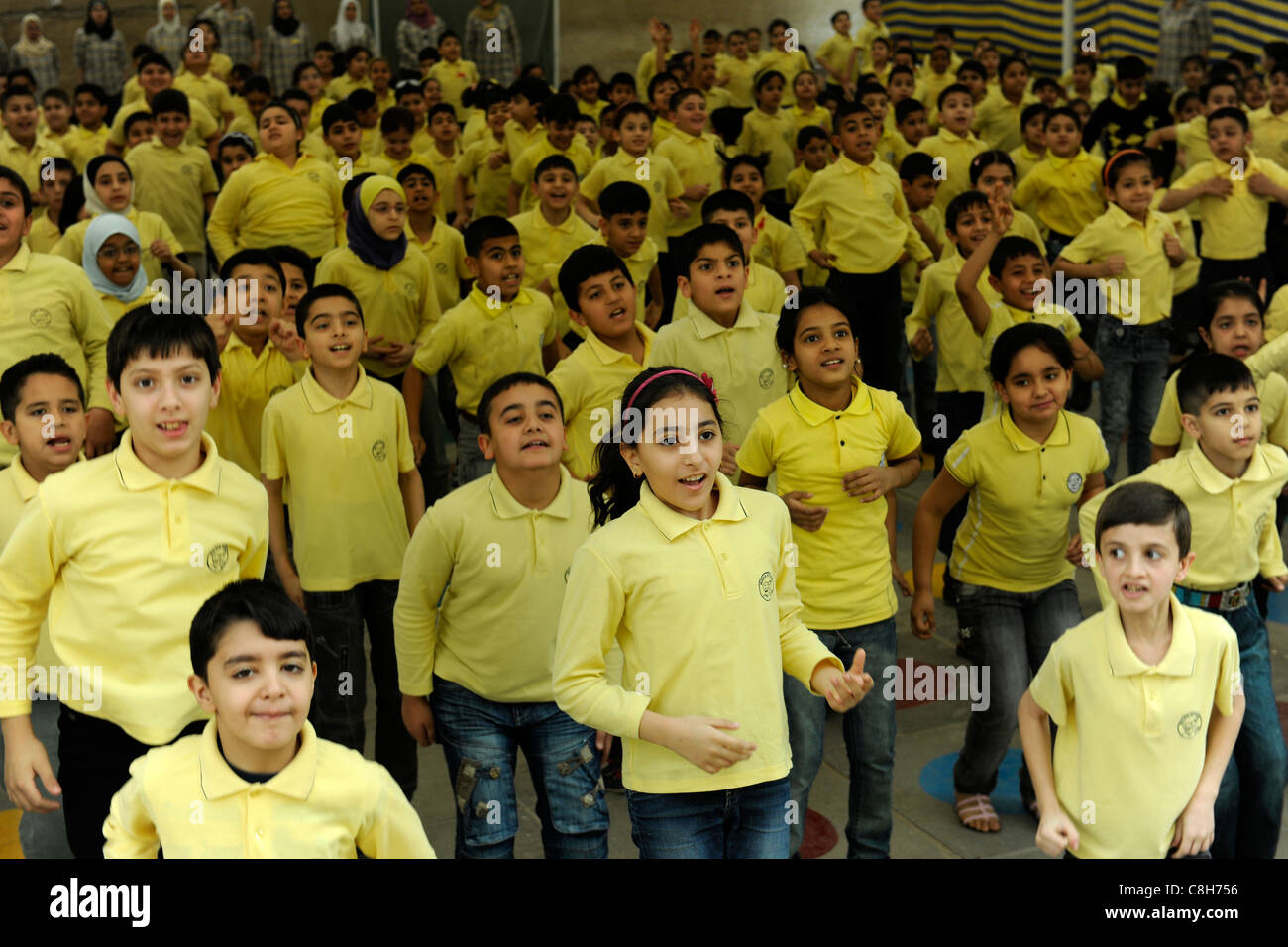 Privatschule in Bagdad, Irak, wo der Lehrplan weit über die Norm in irakischen öffentlichen Schulen geht Stockfoto