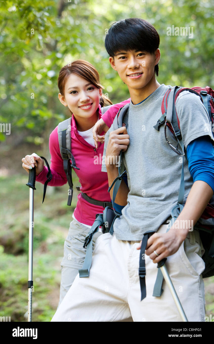 Junges Paar auf Wanderung Stockfoto