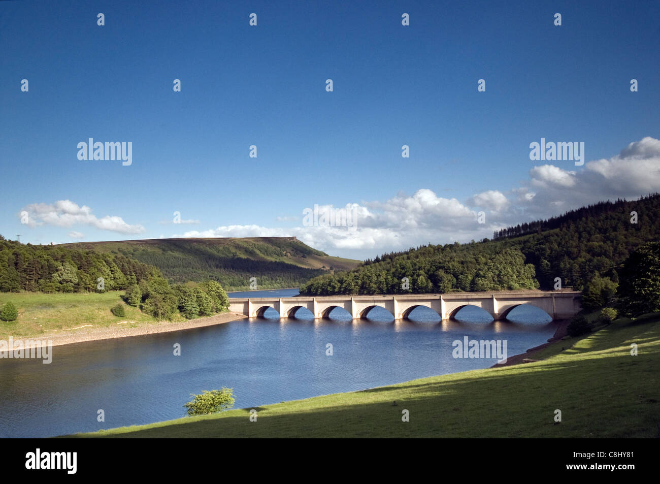Ladybower auf hohe Blick in Derbyshire über den Wassern Ray Boswell Stockfoto
