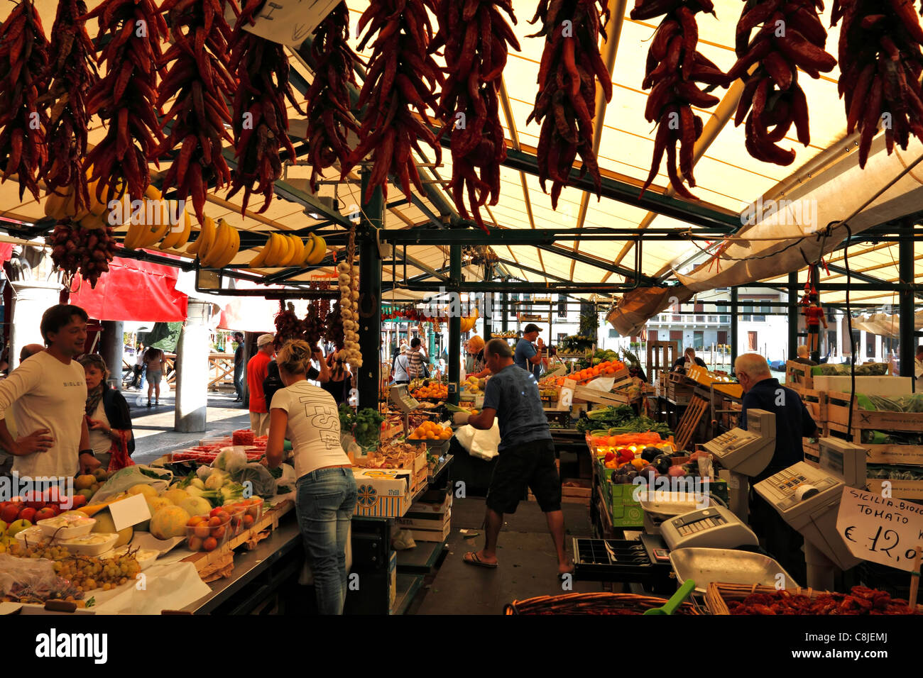 Lebensmittel-Markt von Rialto, Venedig Italien Stockfoto