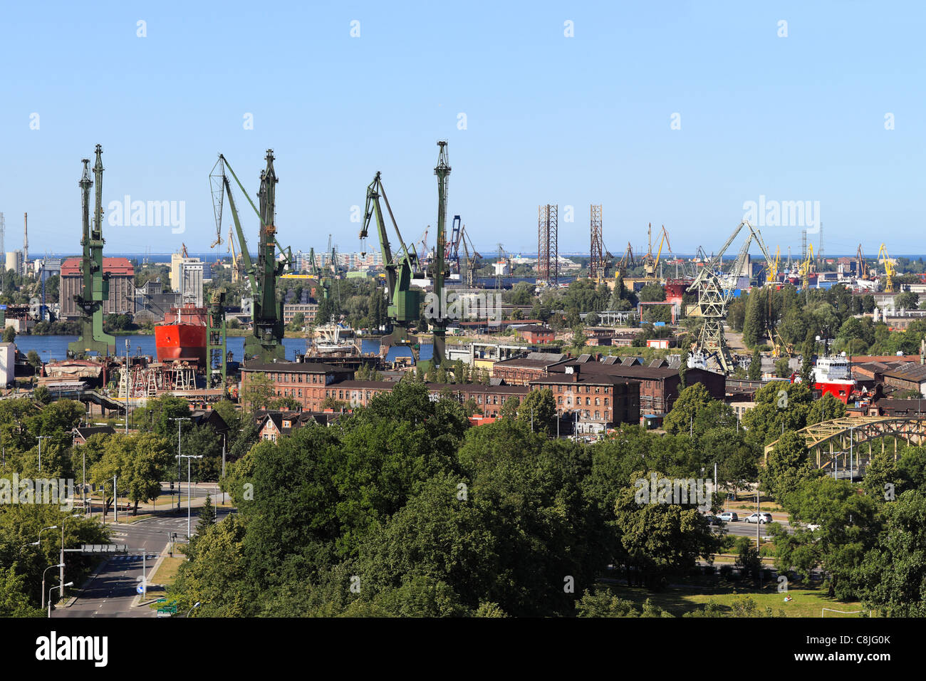 Draufsicht auf den Werften und der Hafen von Danzig, Polen. Stockfoto