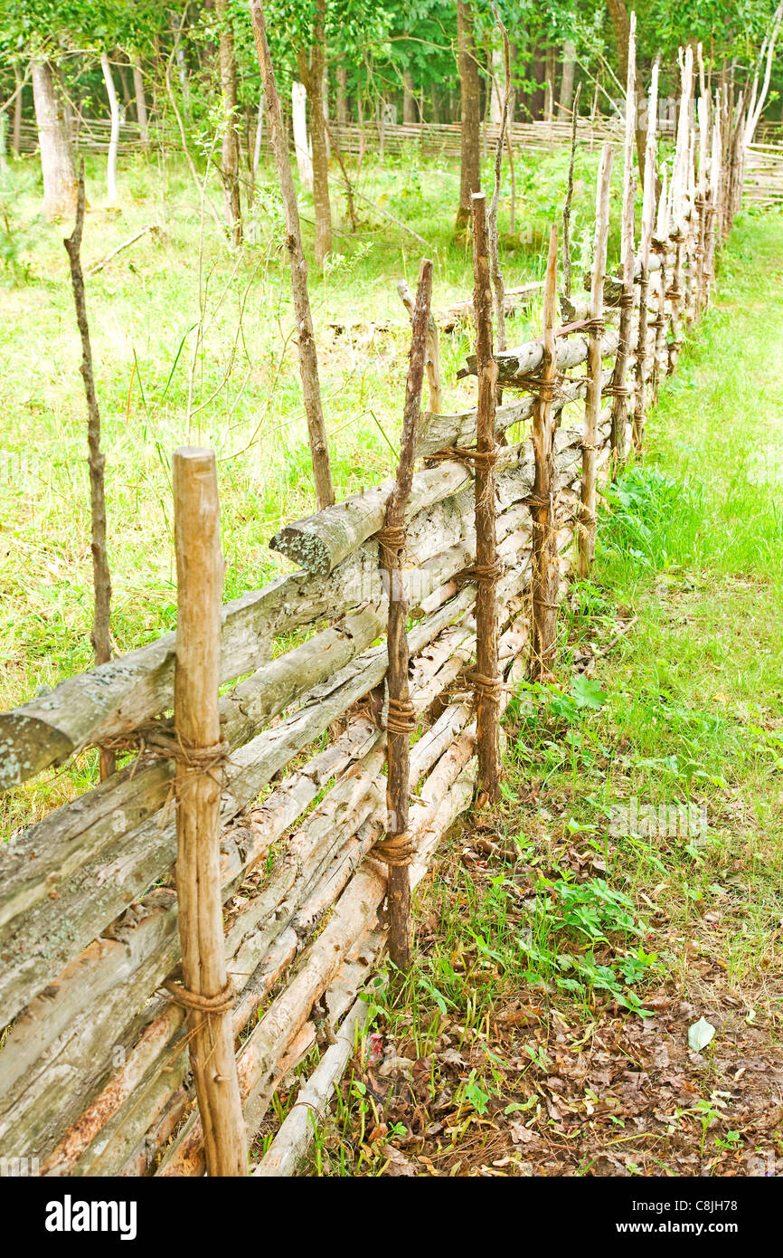 traditionelle schwedische alte Zaun Stockfoto, Bild: 39746652 - Alamy