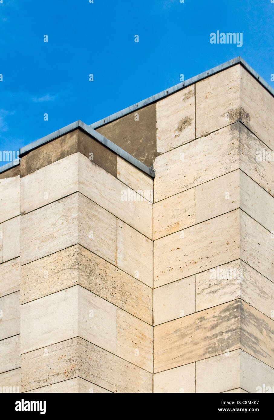 Architektonisches Detail der Tribüne auf Nazi Party Rally Grounds (Reichsparteitagsgelände) in Nürnberg (Nürnberg), Deutschland Stockfoto