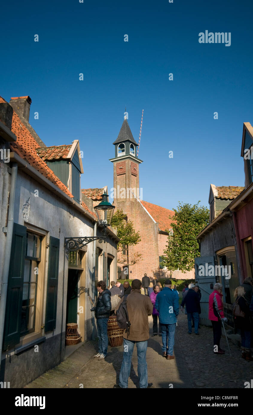 Besucher an der Zuiderzee-Museum in den Niederlanden Stockfoto