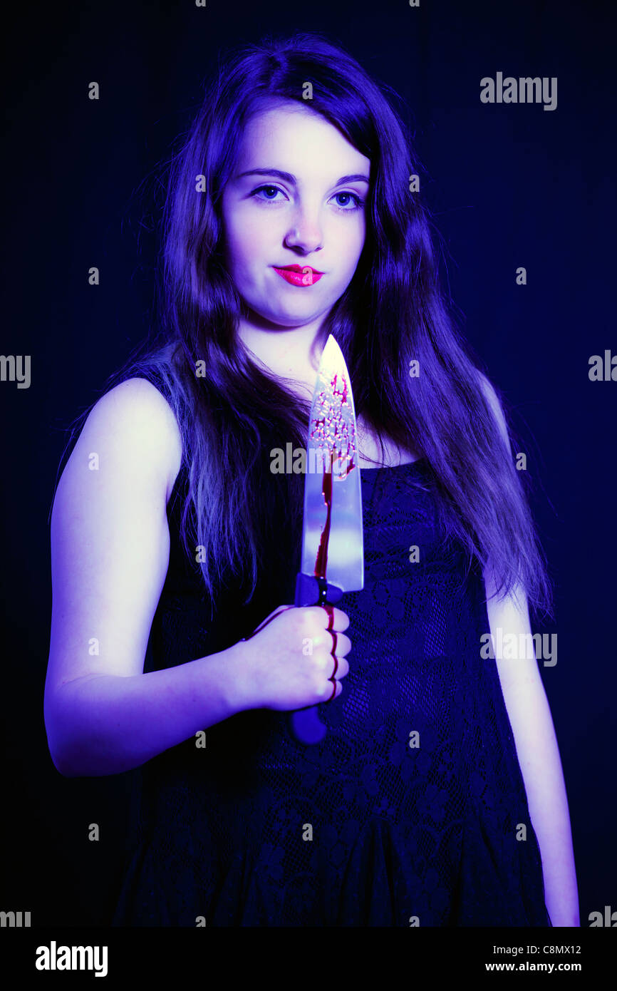Blutige finger -Fotos und -Bildmaterial in hoher Auflösung – Alamy