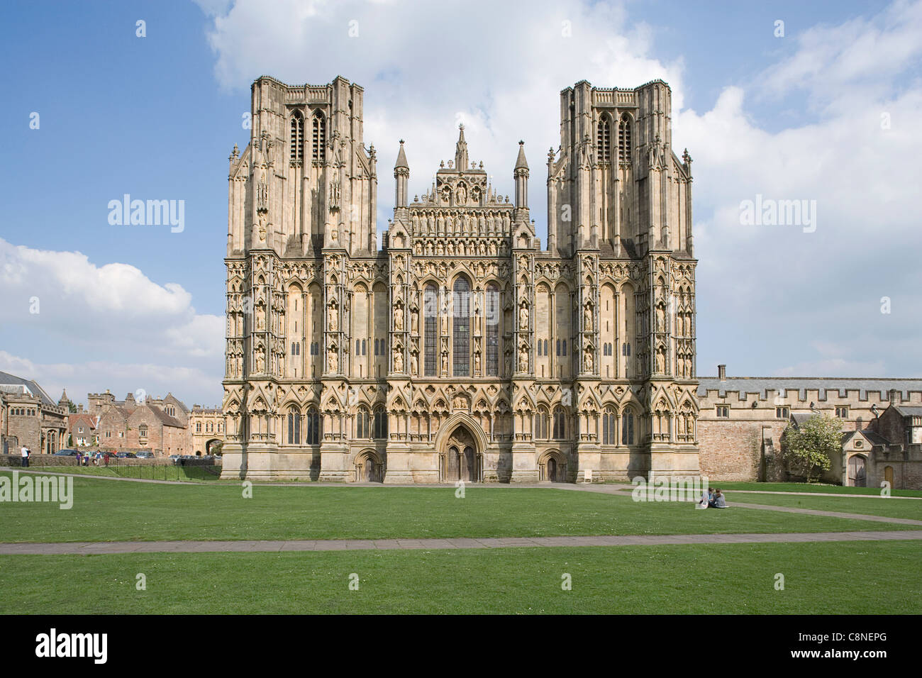 Großbritannien, England, Somerset, Brunnen, Wells Cathedral, Fassade des Doms Stockfoto