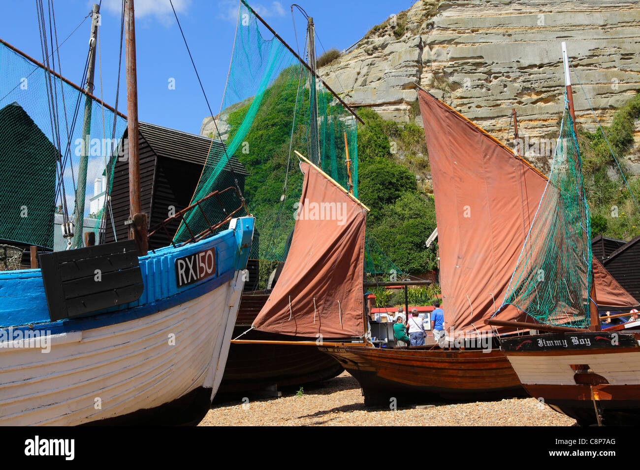 Hastings UK. Alten Fischerbooten auf dem Display in das Maritime Erbe Quarter, East Sussex, England, UK, GB Stockfoto