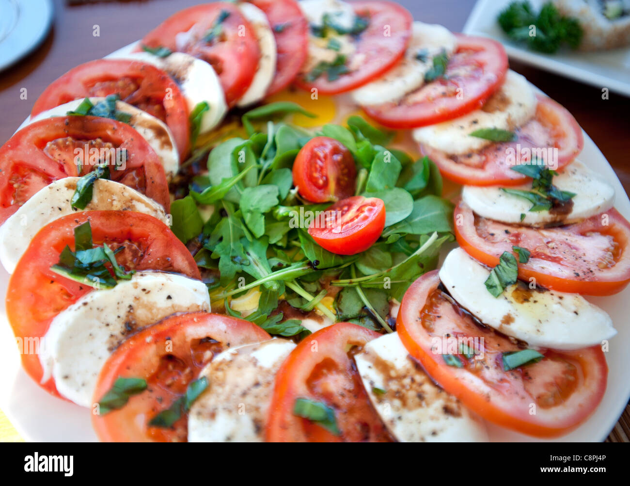 Caprese-Salat-Tomate-Mozzarella-Käse Stockfoto