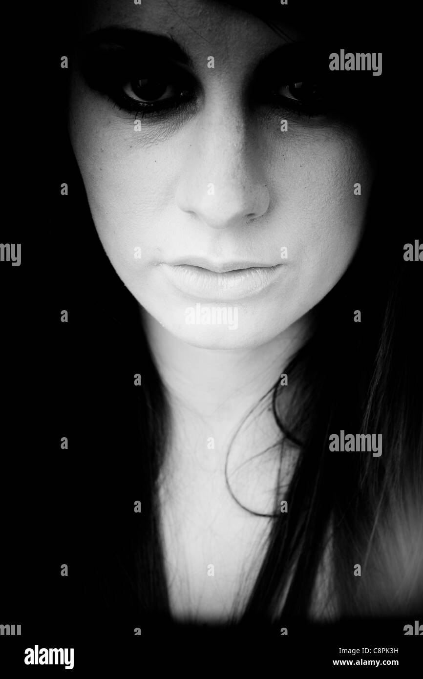 Horror dunkle Emotion junges Mädchen Gesicht Stockfoto