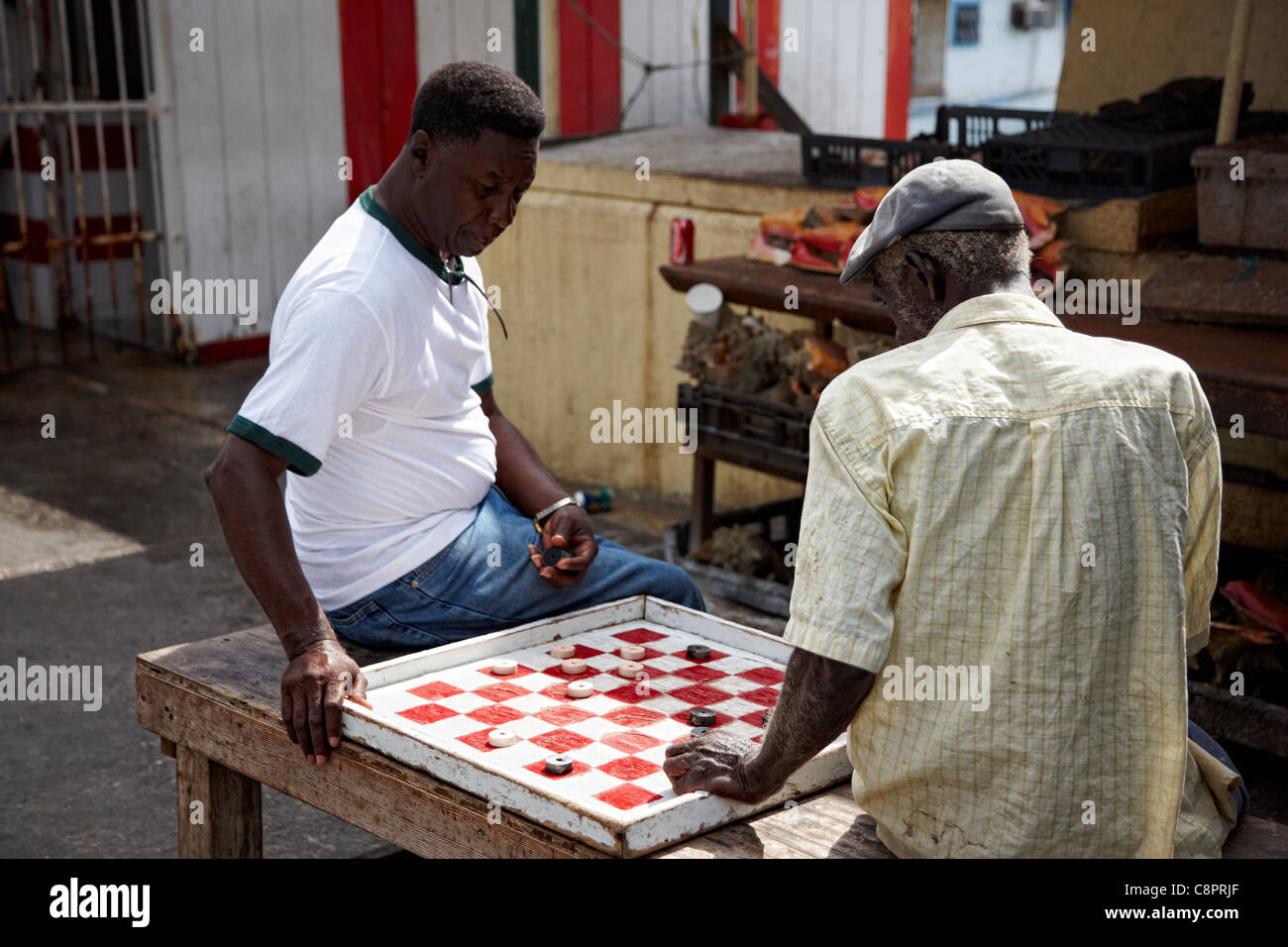Spielen Sie Kontrolleure auf den Straßen von Nassau. New Providence Island, Bahamas, Caribbean Stockfoto