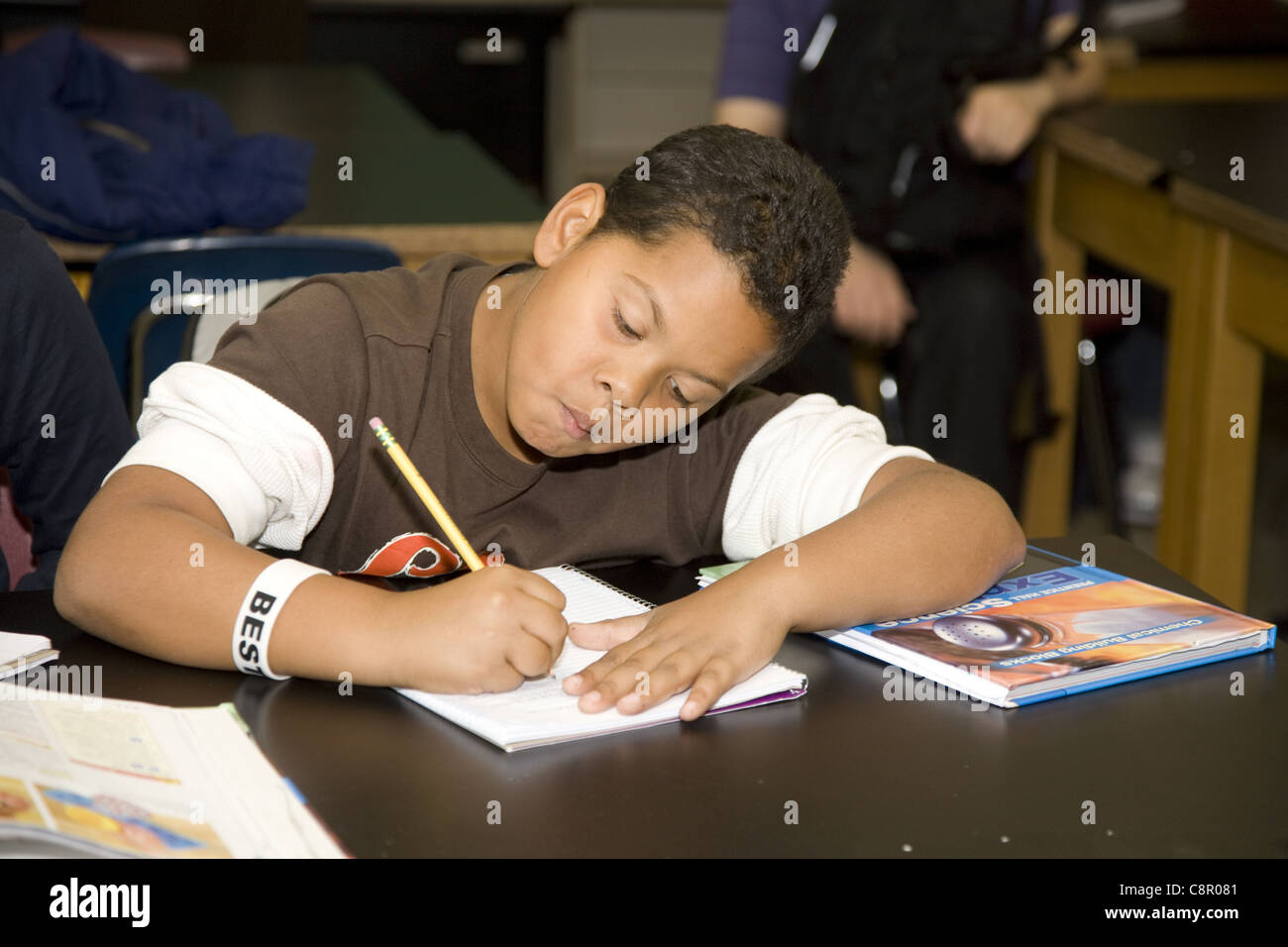 Kinder in einer multiethnischen, Innere Stadt, überfüllt Junior High School in Yonkers, New York. Stockfoto