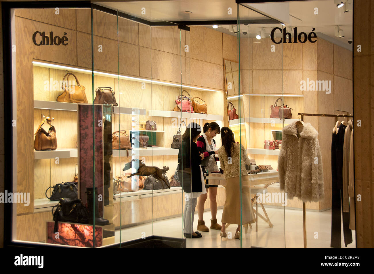 Chloe Chloe Frankreich Französisch Schaufenster Display Vereinigte Staaten von Amerika Stockfoto