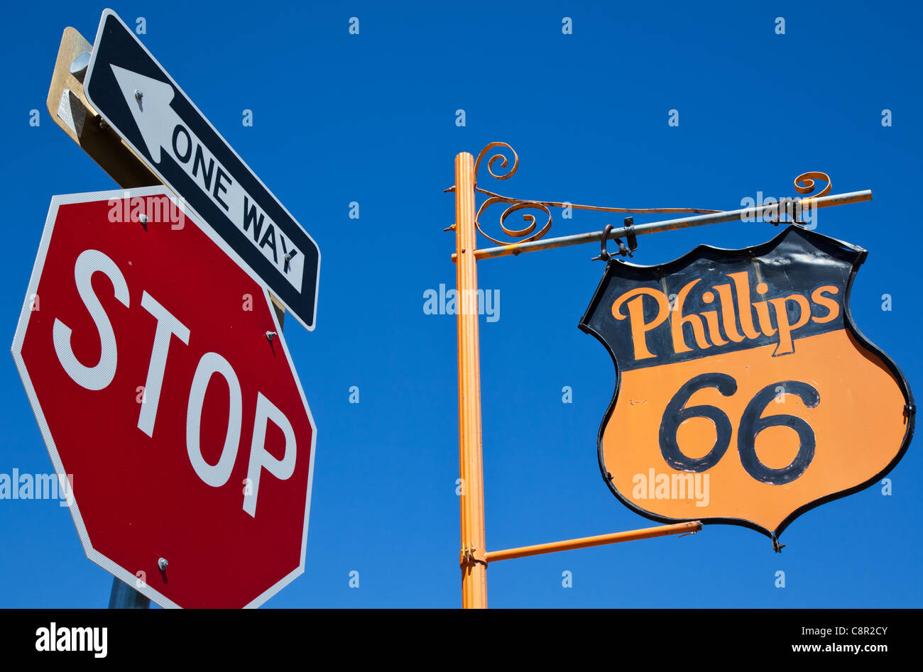 Vereinigte Staaten von Amerika Texas, McLean Zeichens Phillips Tankstelle auf der Route 66 Stockfoto