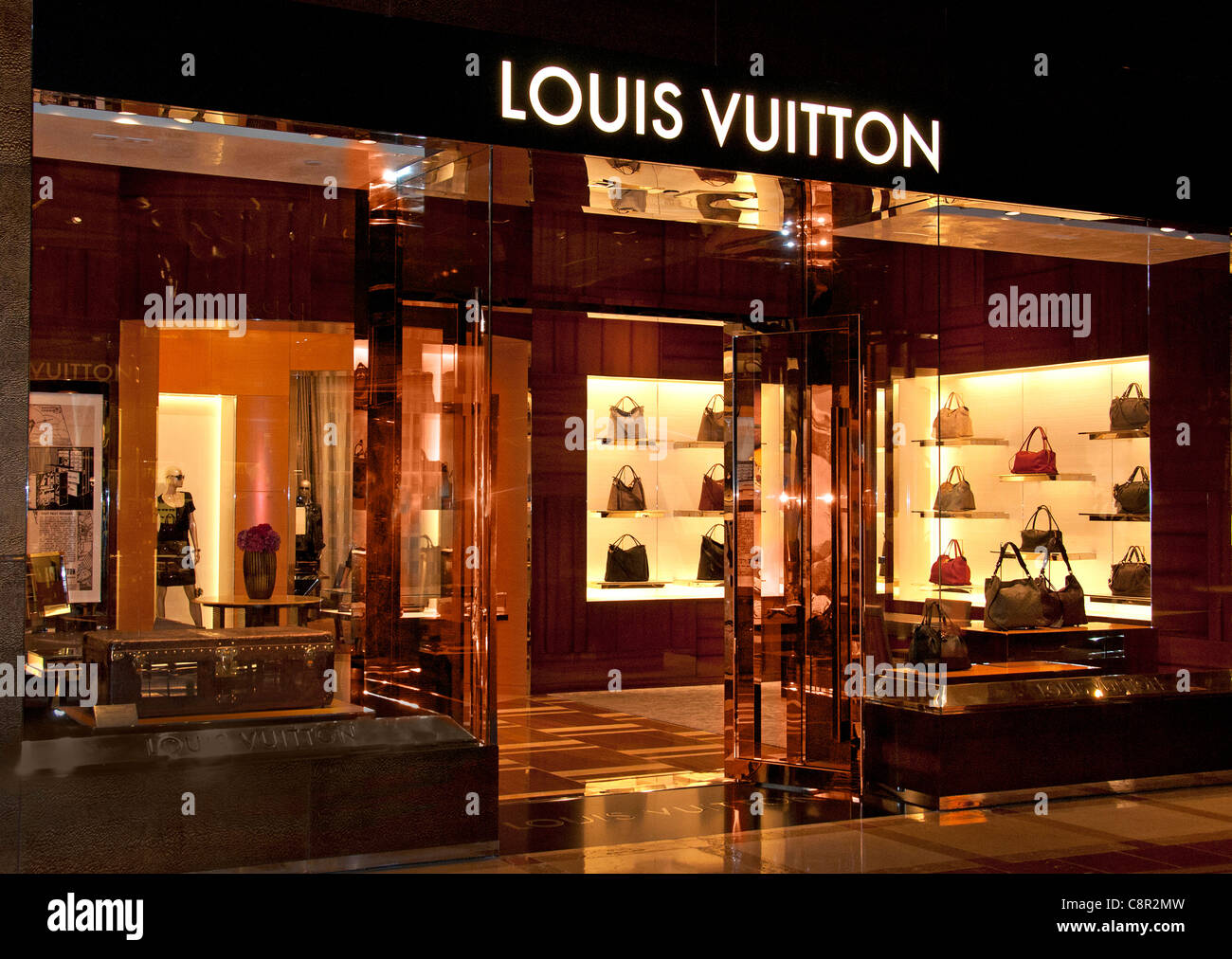 Louis Vuitton Frankreich französische Mode Display Schaufenster Vereinigte Staaten von Amerika Stockfoto