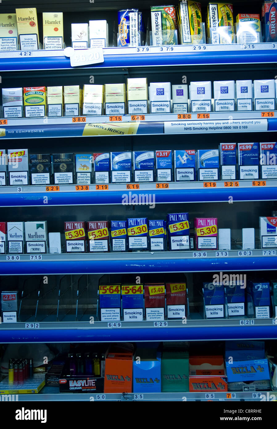 Zigaretten und Tabak-Anzeige Stockfoto