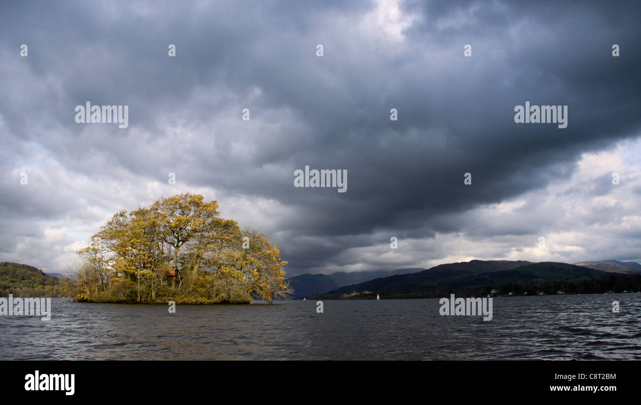 Dramatische Landschaft am Lake Windermere, The Lake District, UK Stockfoto