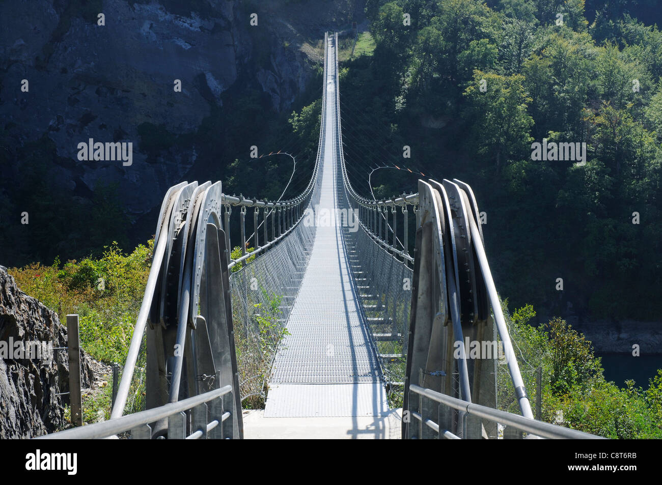 Die Passarelle du Drac Hängebrücke über Lac-Besitzer in Frankreich Stockfoto