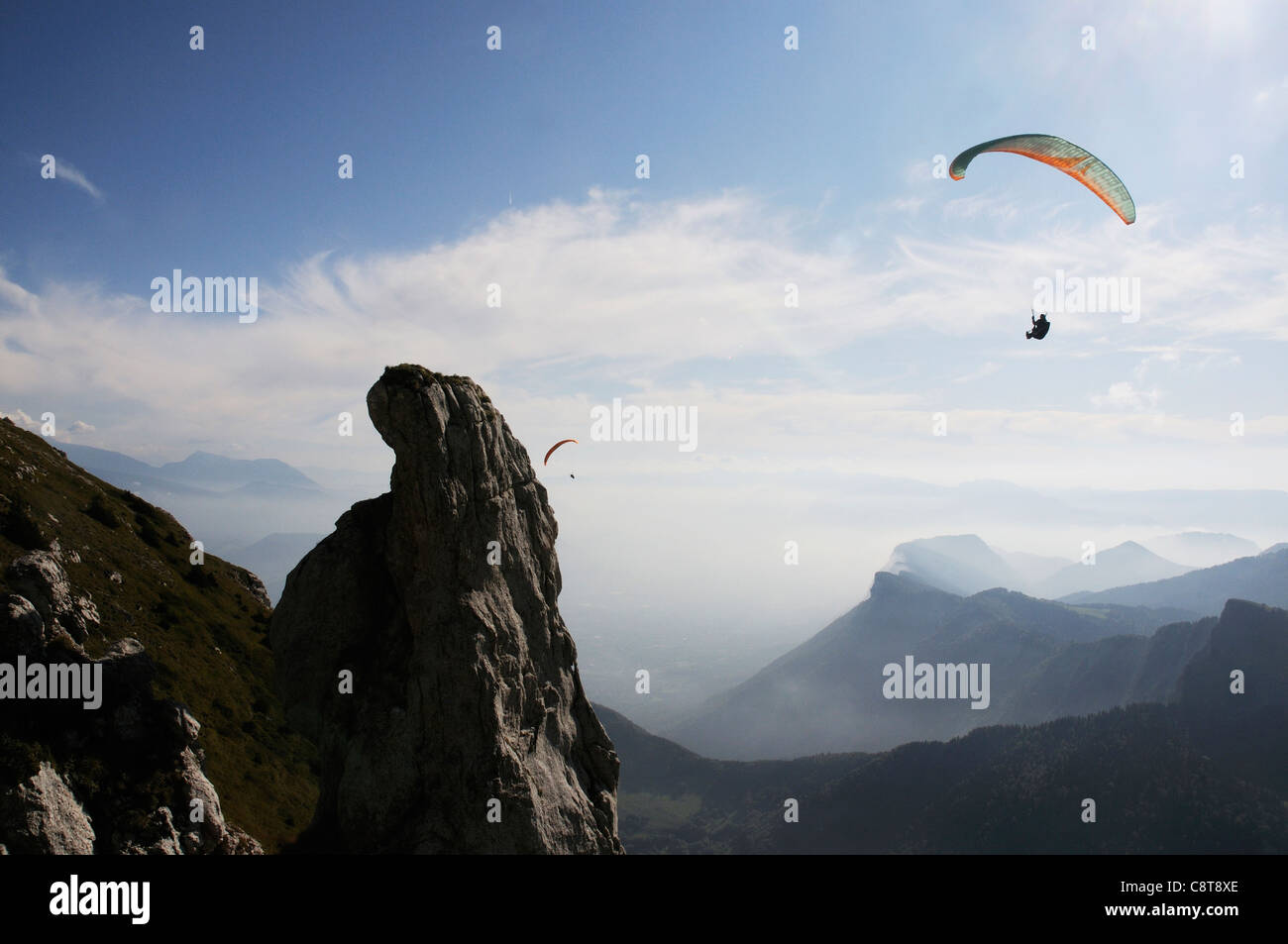 Paragliding in der Chartreuse Region der französischen Alpen Stockfoto