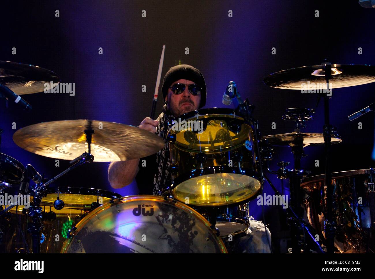 Jason Bonham vor Ort für Jason Bonhams Led Zeppelin Erfahrung Konzert, Best Buy Theater, New York, NY 1. November 2011. Foto von: F. Burton Patrick/Everett Collection Stockfoto