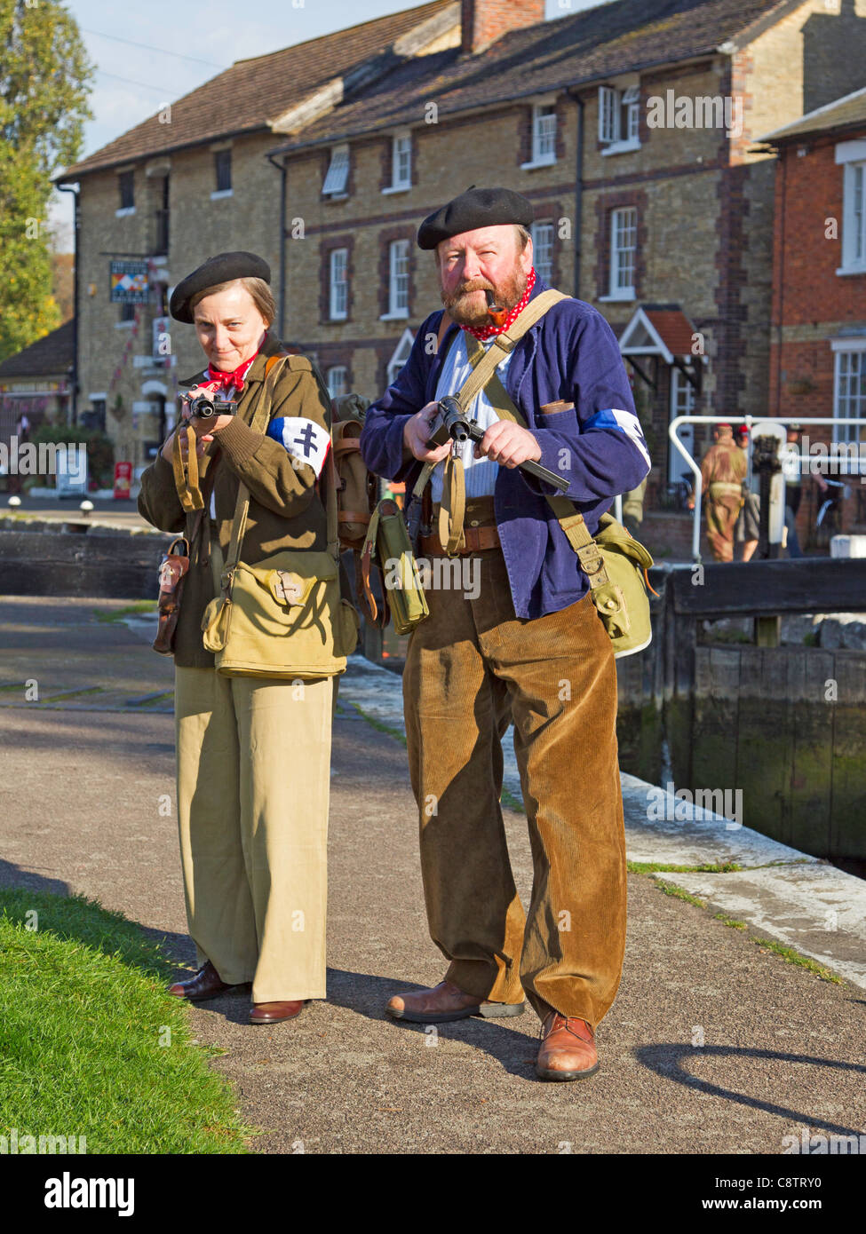 Mann & Frau Maquis Guerilla Freie französische Widerstandskämpfer mit