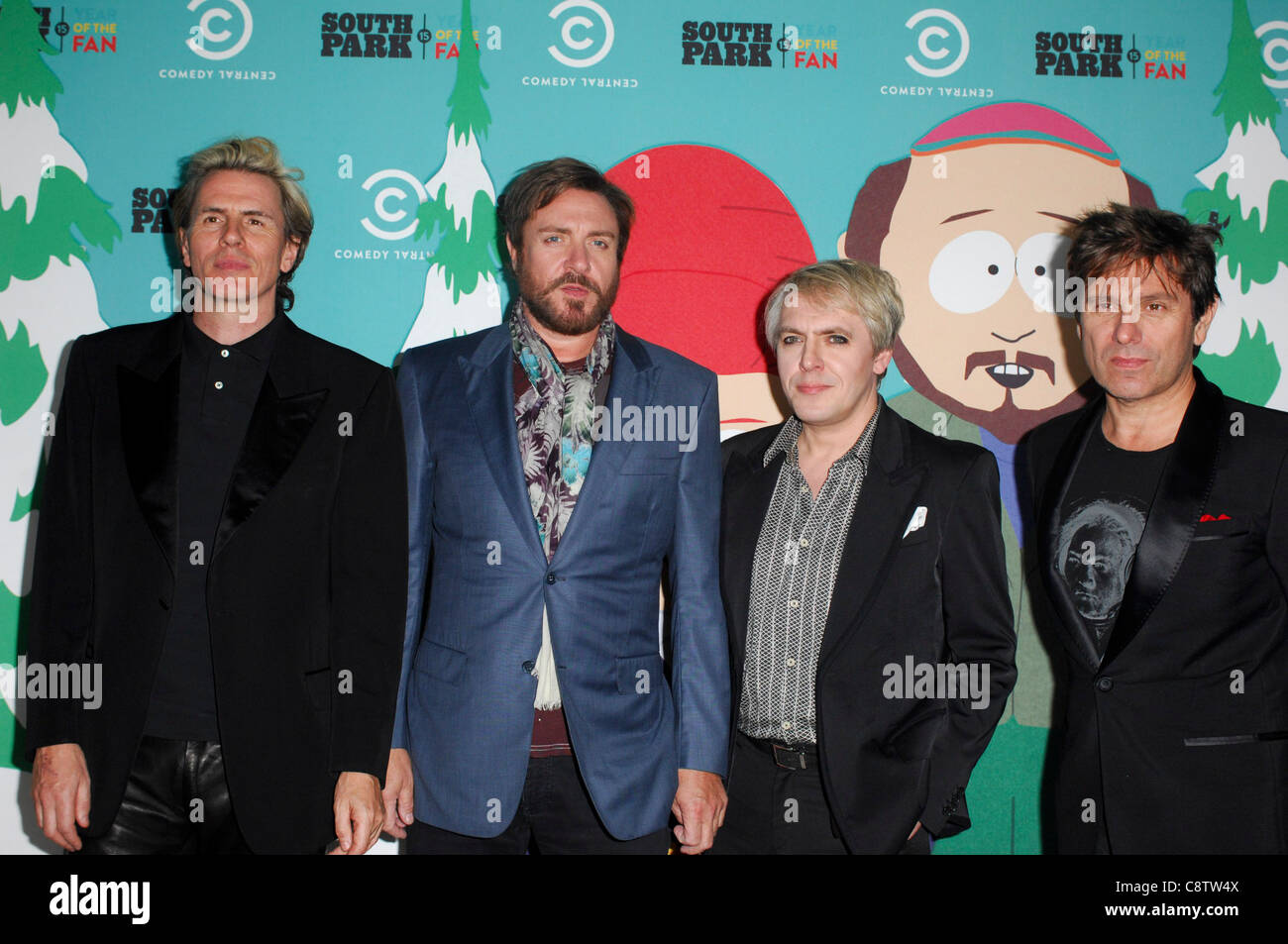 Duran Duran (John Taylor, Simon Le Bon, Nick Rhodes und Roger Taylor) im Ankunftsbereich für SOUTH PARK 15. Jahrestag Partei, Barker Stockfoto