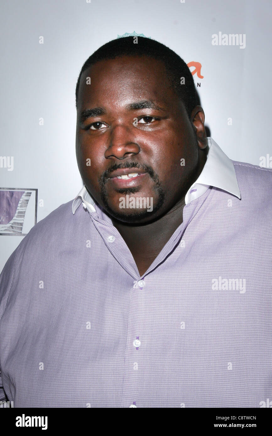 Quinton Aaron im Ankunftsbereich für 3. Bullets 4 Peace Nachladen Leben Jahresveranstaltung für Weltfriedenstag, Station Hollywood bei W Stockfoto