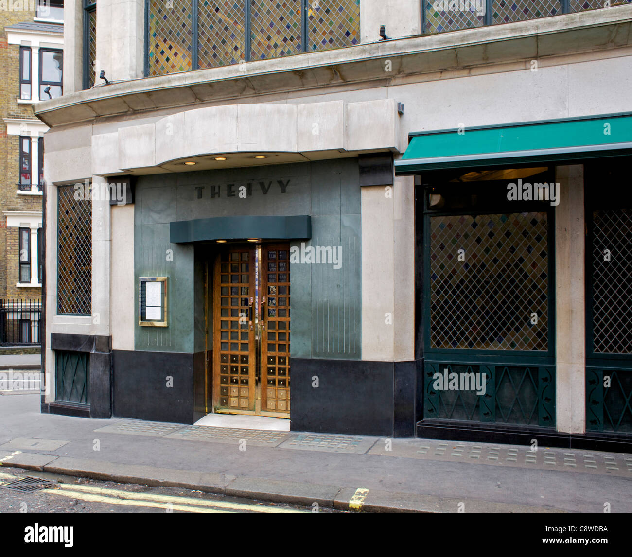 Die Efeu-Restaurant in WC2 Tür und Eingang Stockfoto