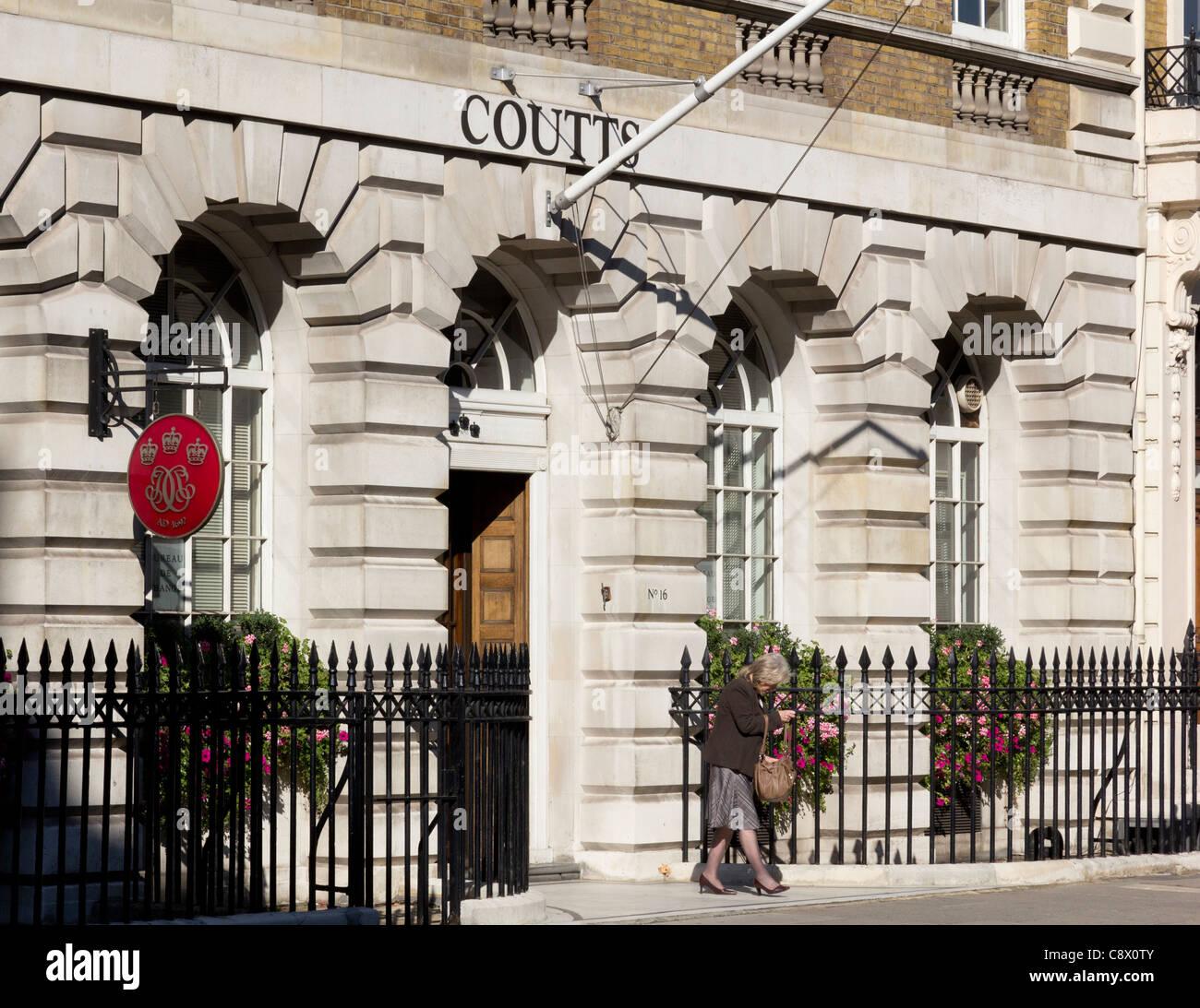 Die Filiale der Coutts Bank in Wigmore Street, London Stockfoto