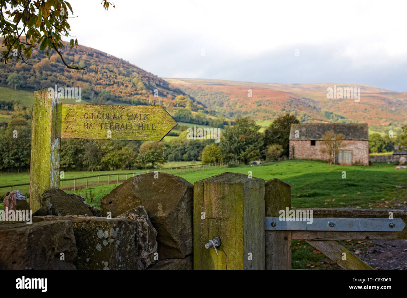 Wegweiser für Spaziergang nach Hatterall Hill in der Nähe von Llanthony Abbey, Monmouthshire Wales Stockfoto