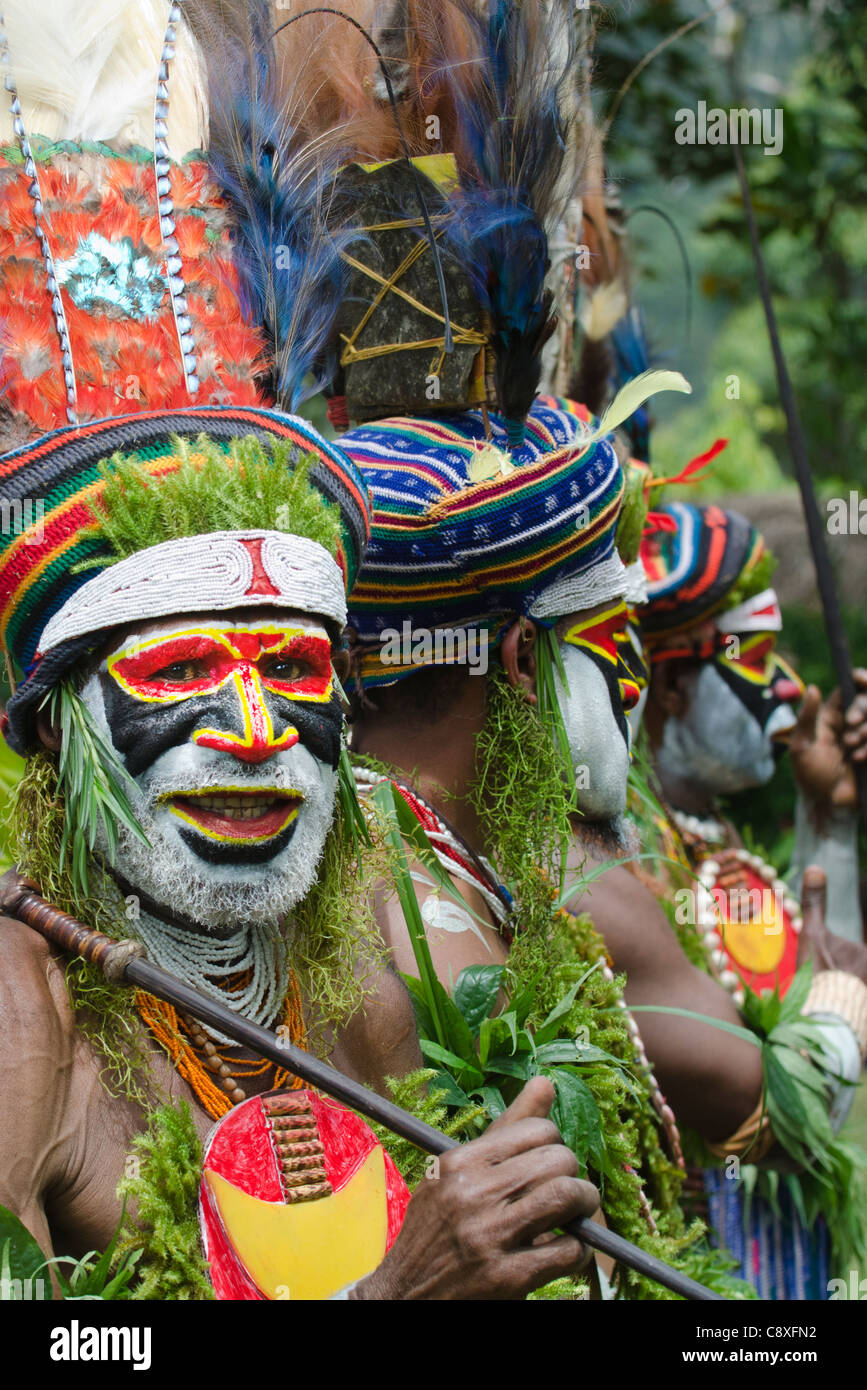 Anglimp kulturelle Gruppe in Singen Singen auf Western Highlands-Papua-Neuguinea Stockfoto