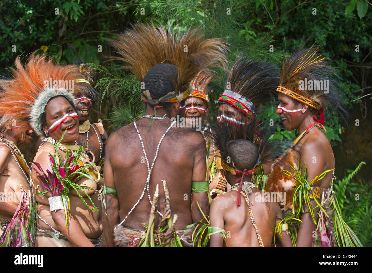 West Highland Sing-Sing-Gruppe bei Paiya Show in Western Highlands Papua-Neu-Guinea Stockfoto
