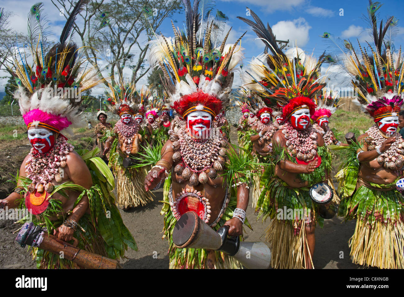 Kunai Sing-Sing-Gruppe am Hagen Show Papua New Guinea Stockfoto