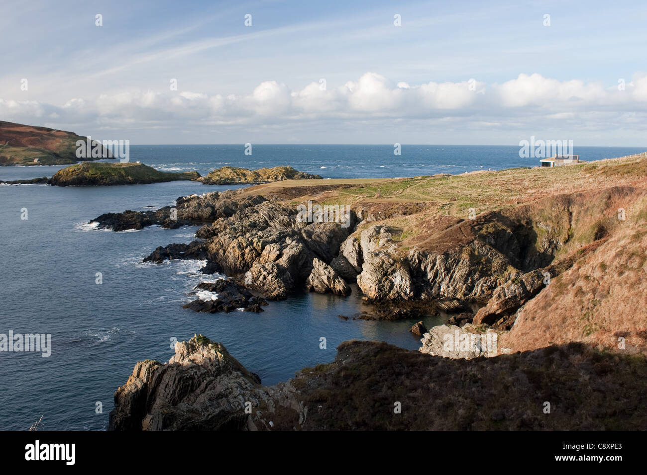 Die Küste bei Spanisch-Kopf, mit Blick auf das Kalb des Menschen, der Südspitze der Isle Of Man Stockfoto