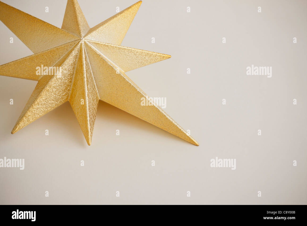 Nahaufnahme von gold Weihnachtsbaum toper Stockfoto