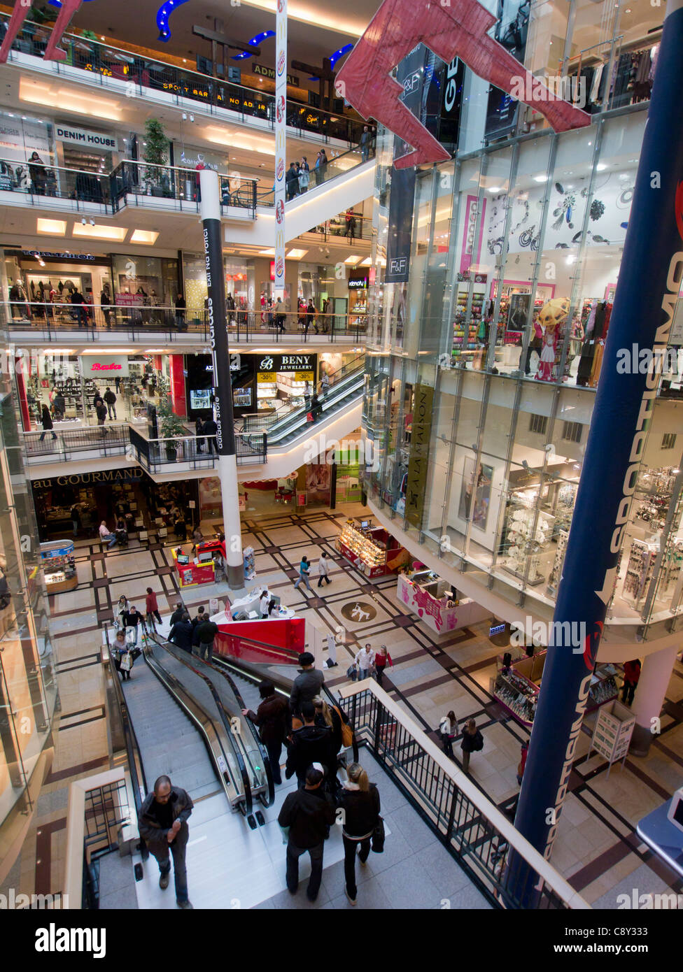Einkaufszentrum Palladium in Prag in der Tschechischen Republik Stockfoto