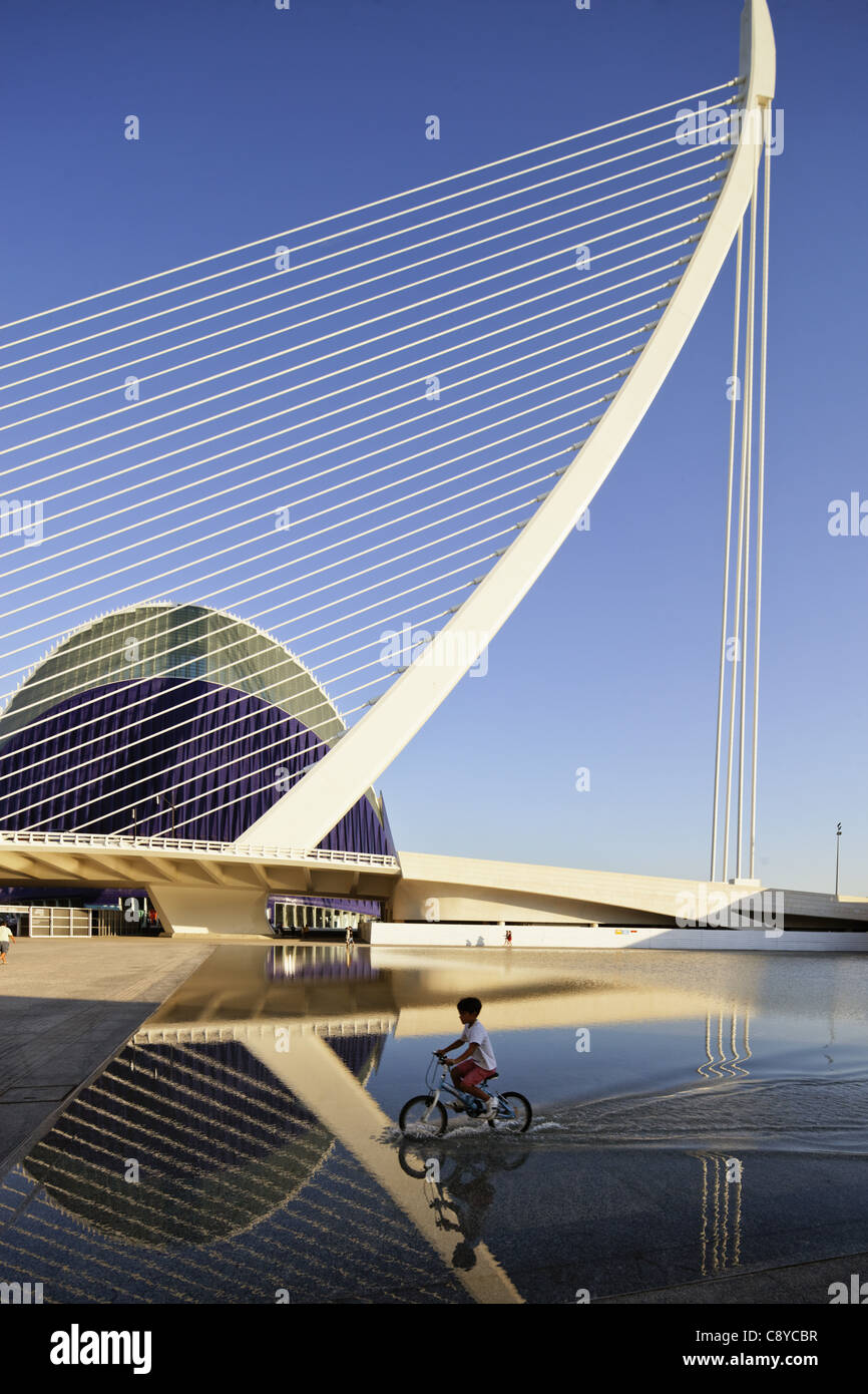 Agora, Puente de l Assut, Brücke, Stadt der Wissenschaften, Calatrava, Valencia, Spanien Stockfoto