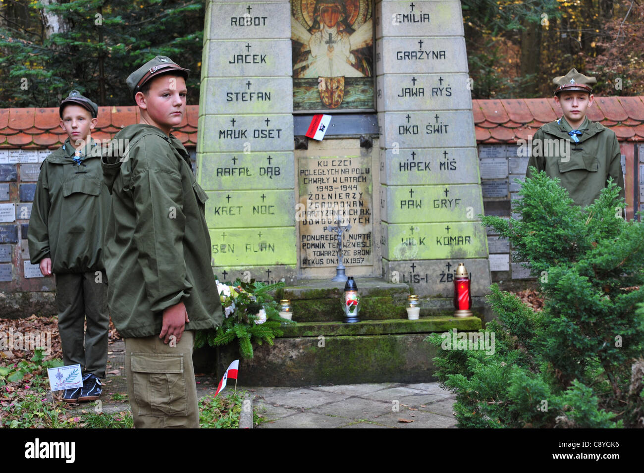 Polen, Woiwodschaft Świętokrzyskie, Wykus, Jahrestag zum Gedenken an den Major Ponury Partisan Kampf gegen Nazi-während des zweiten Weltkriegs zwingt Stockfoto