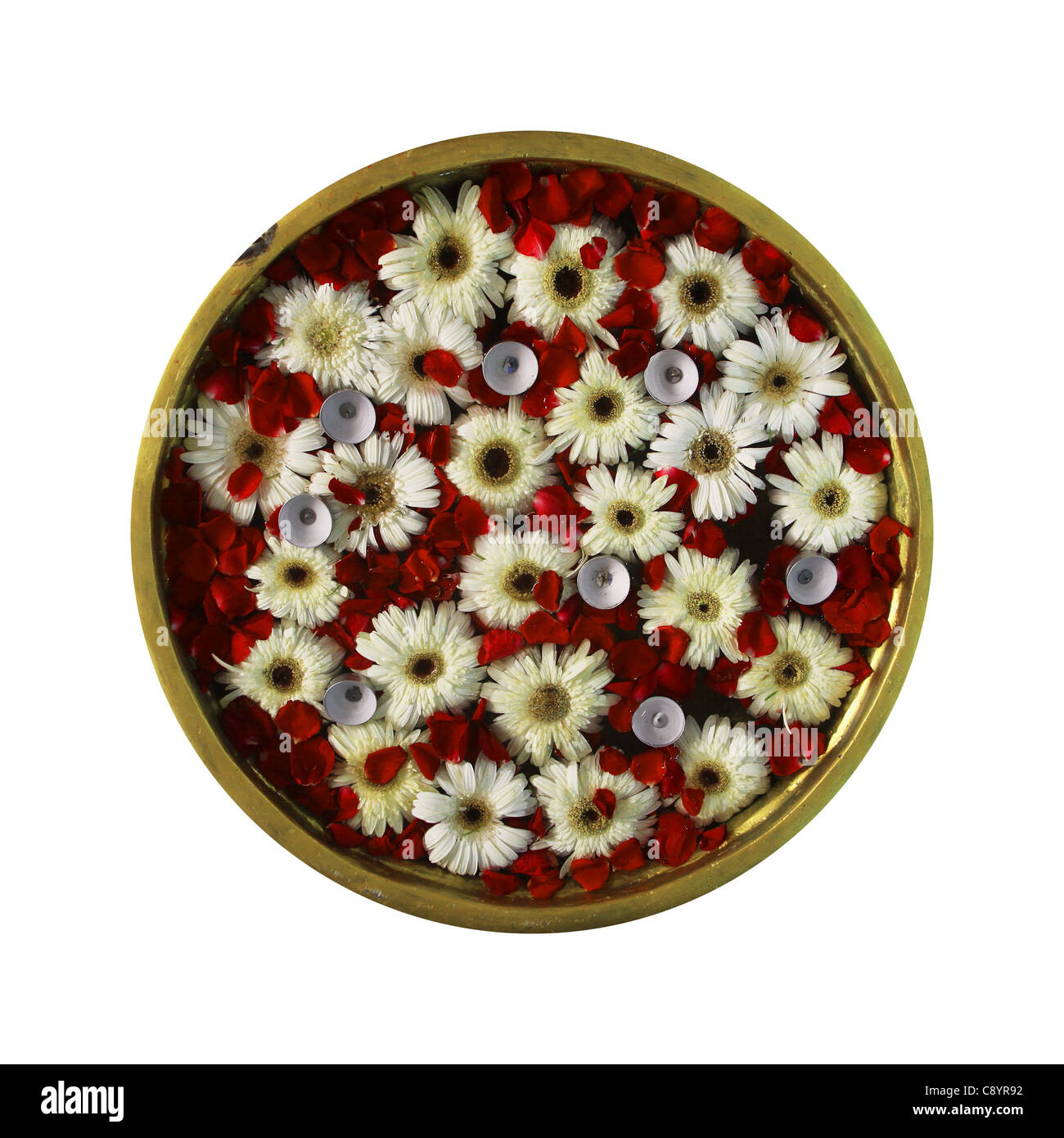Blumen und Vase schwimmt auf Wasser im Behälter Stockfoto