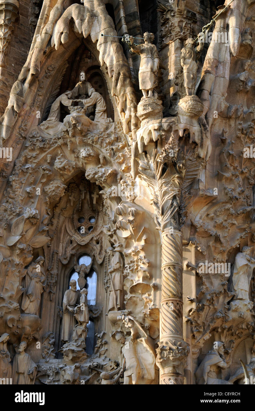 Die Krippe Fassade, Basílica y Templo Expiatorio De La Sagrada Familia, Barcelona, Spanien Stockfoto