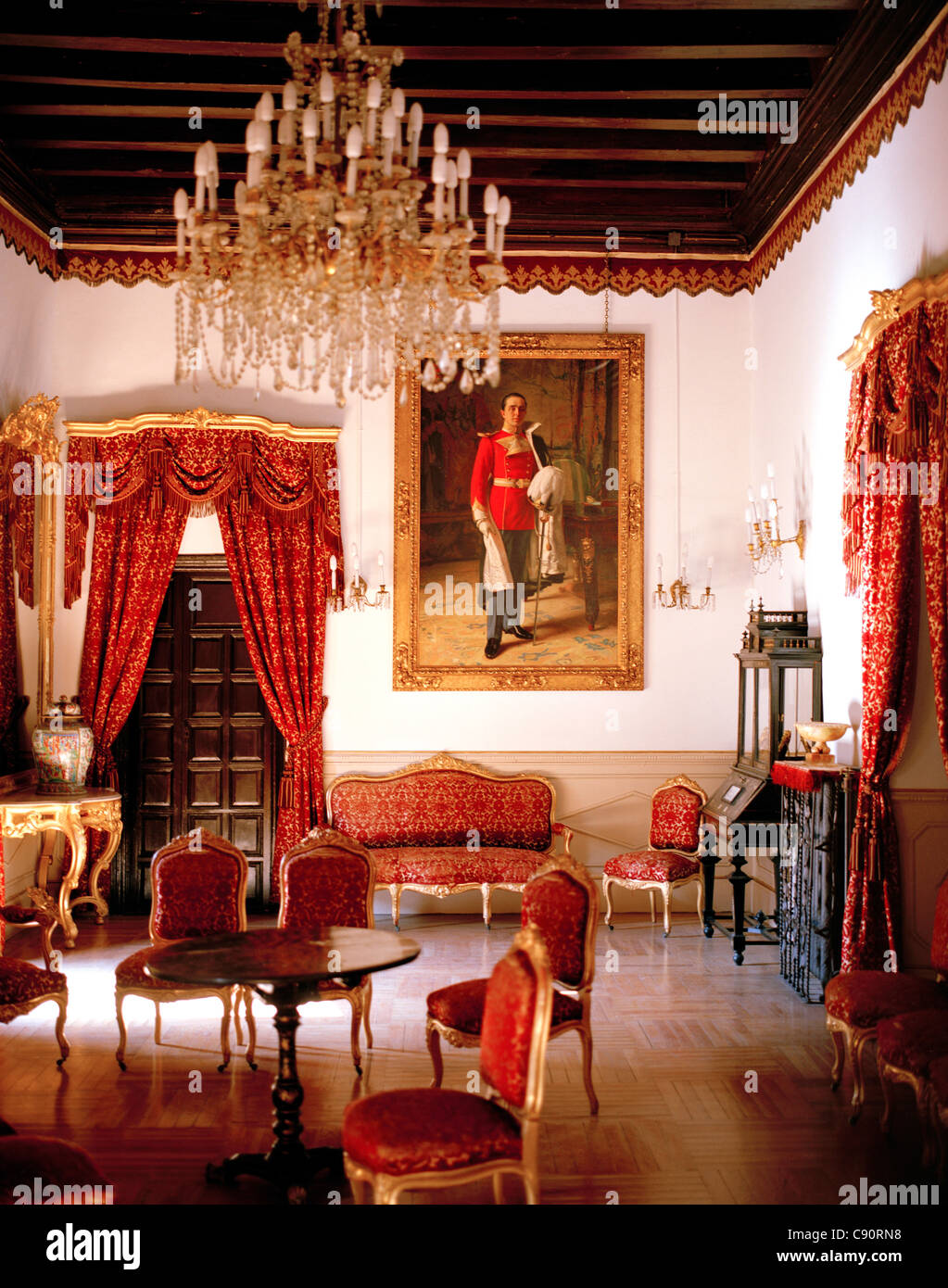 Roter privaten Salon dient als Museum, Hotel Palacio De La Rambla, Úbeda, Andalusien, Spanien Stockfoto