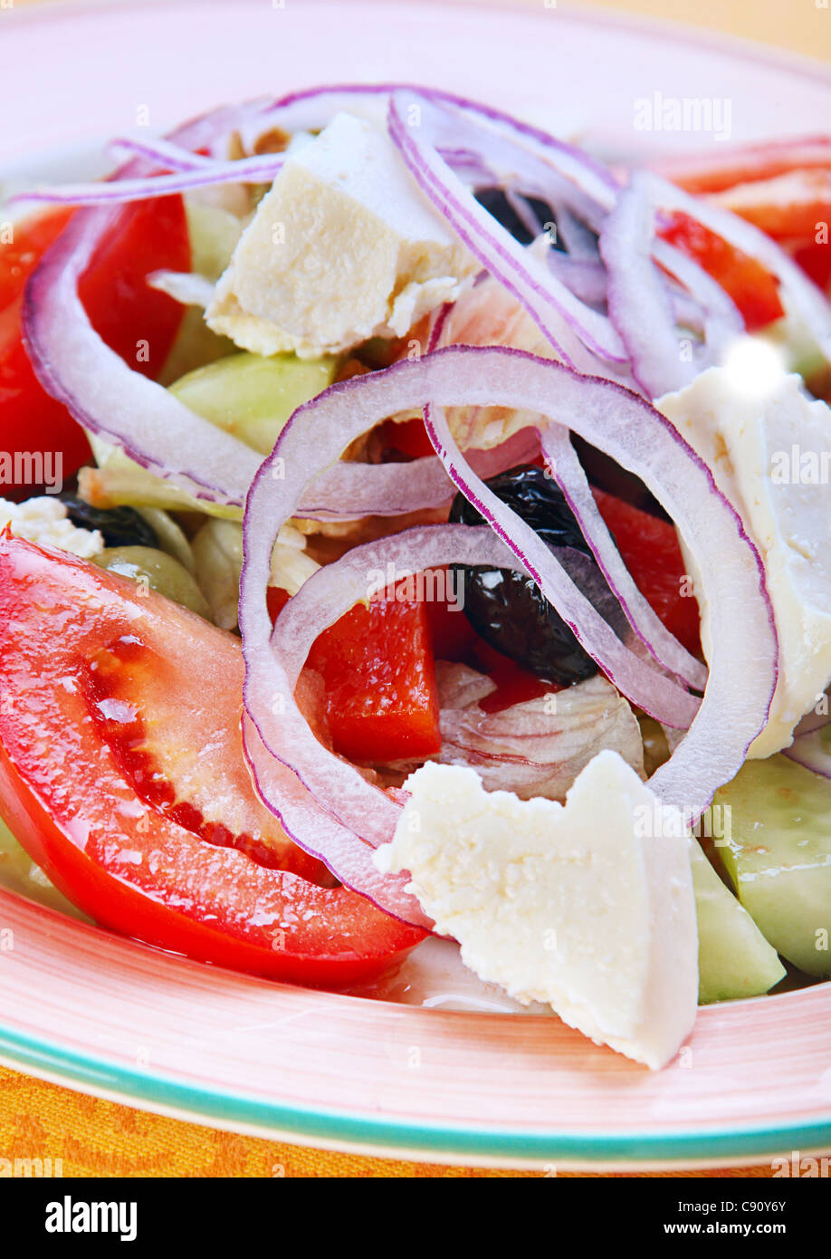 Salat mit Feta-Käse und Tomate Stockfoto