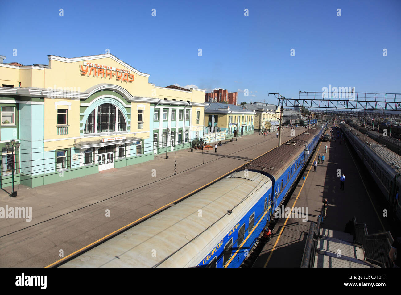 Ulan-Ude ist eine Stadt und die Hauptstadt der burjatischen Region der Region Sibiriens. Der Bahnhof liegt auf der Trans-sibirischen Stockfoto