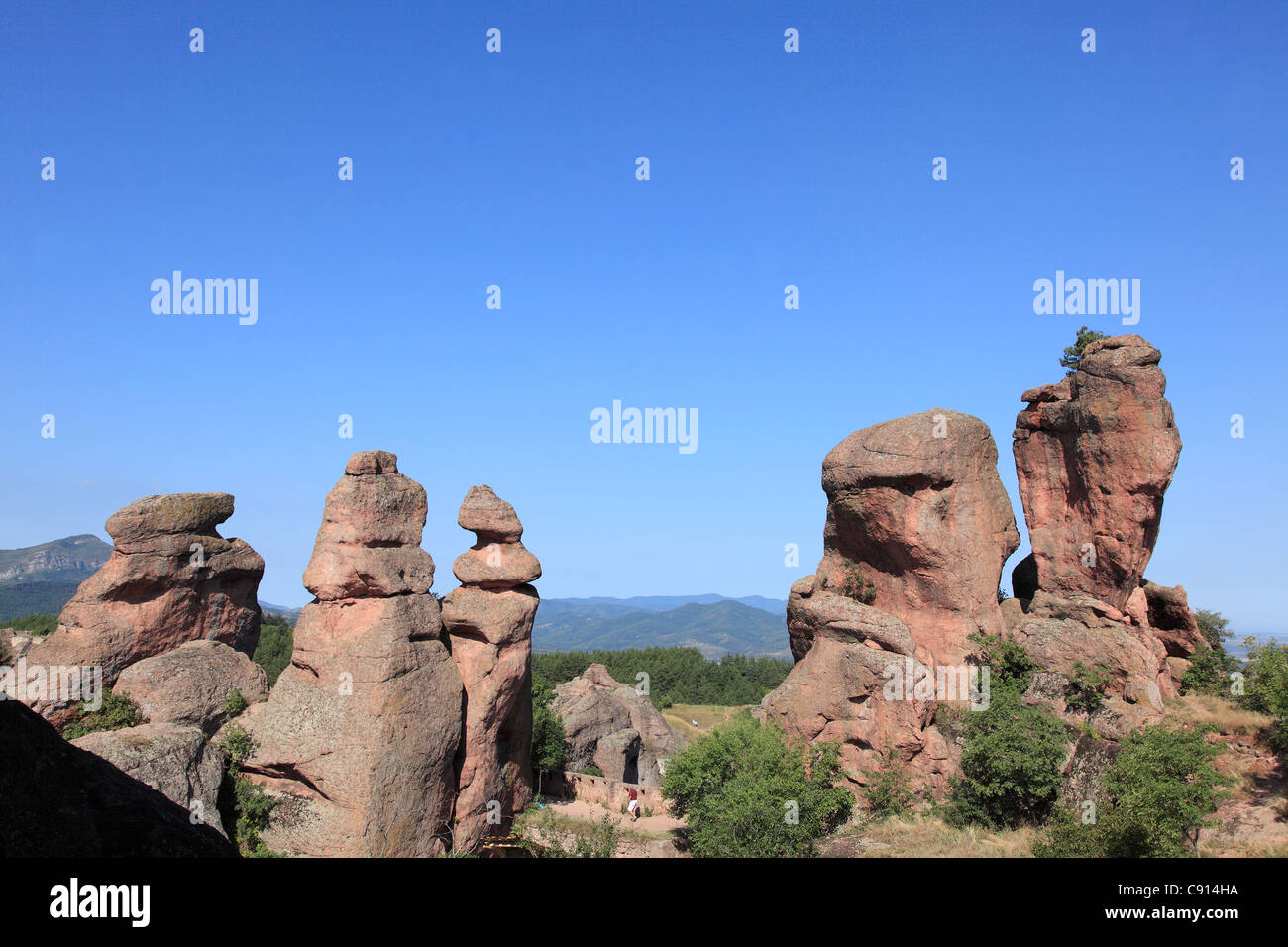 Die Belogradshik Felsen sind eine Gruppe von bizarr geformten Felsformationen aus Sandstein Kalkstein und Konglomerat auf dem Balkan Stockfoto
